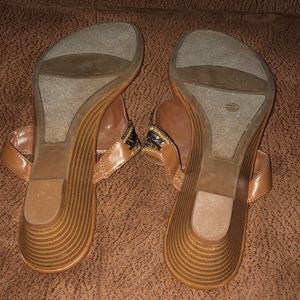 Sandals size 9